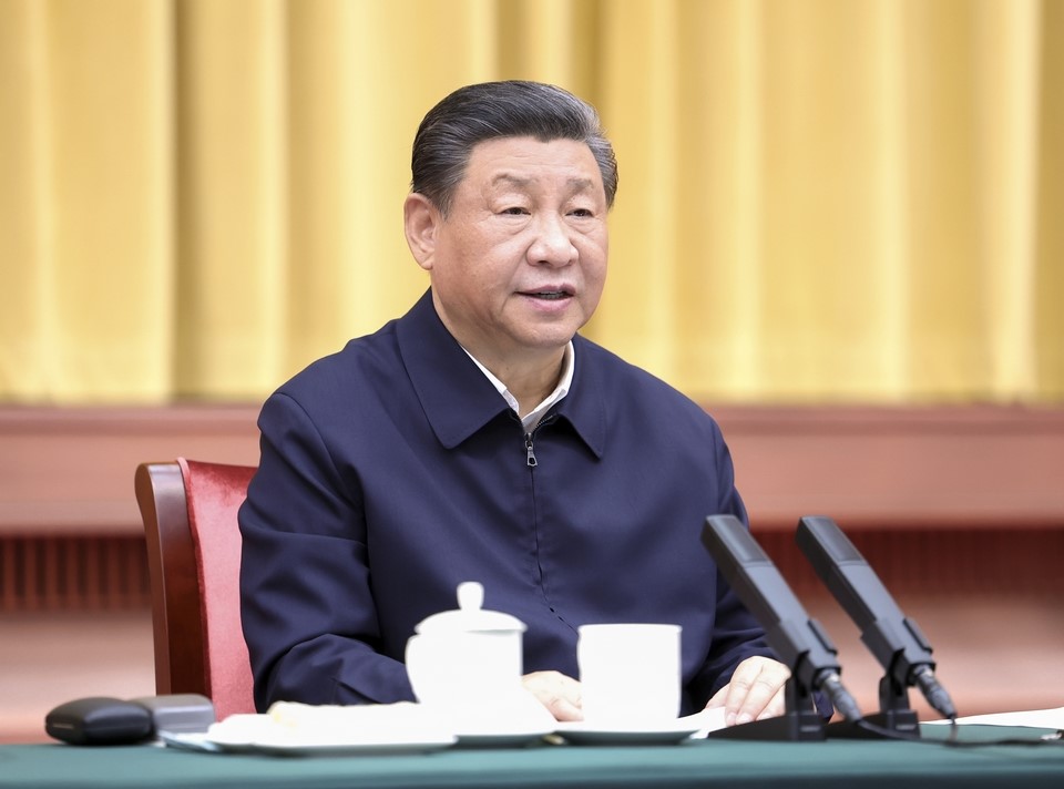 2024年3月20日下午，中共中央總書(shū)記、國家主席、中央軍委主席習近平在湖南省長(cháng)沙市主持召開(kāi)新時(shí)代推動(dòng)中部地區崛起座談會(huì )并發(fā)表重要講話(huà)。新華社記者 鞠鵬 攝 