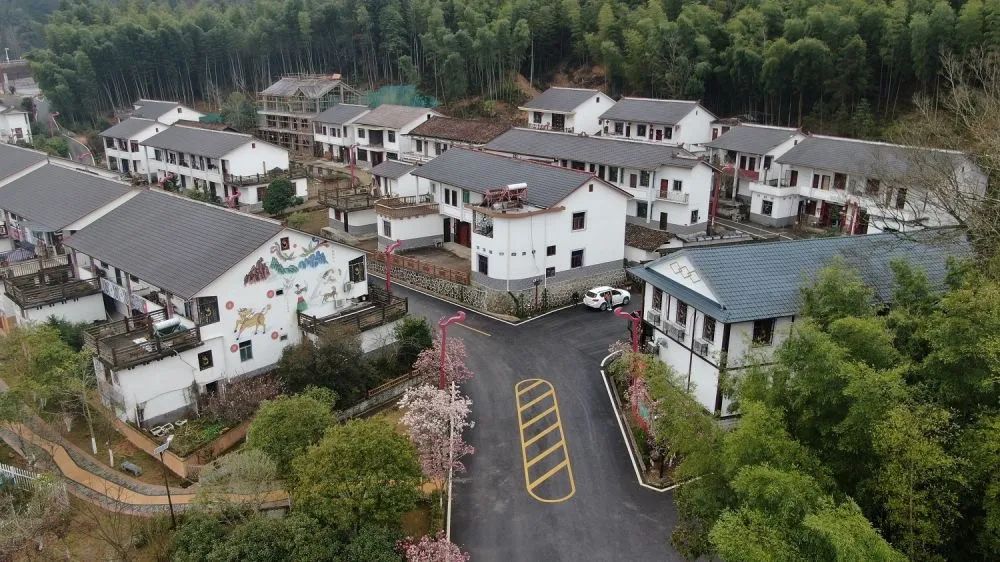 江西資溪縣烏石鎮新月畬族村景象。新華社記者 彭昭之 攝